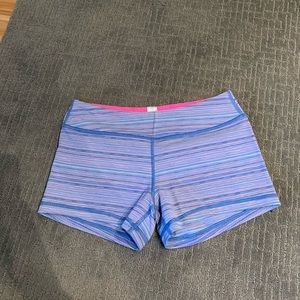 Ivivva patterned shorts